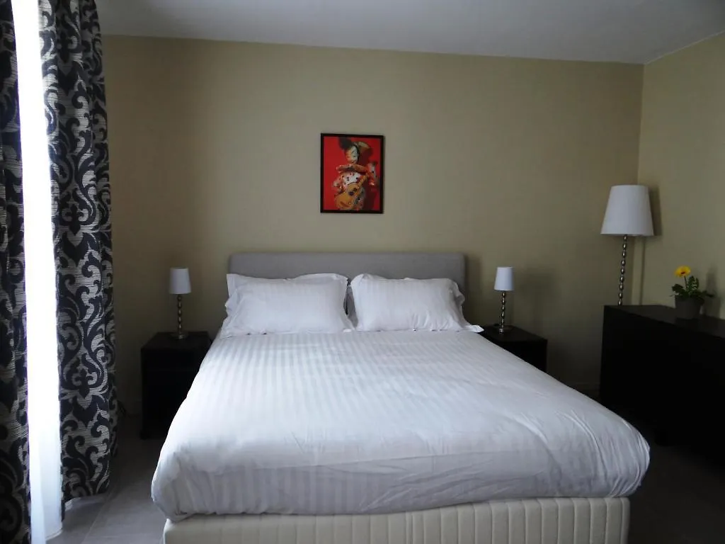 Montmartre Aparthotel 3*